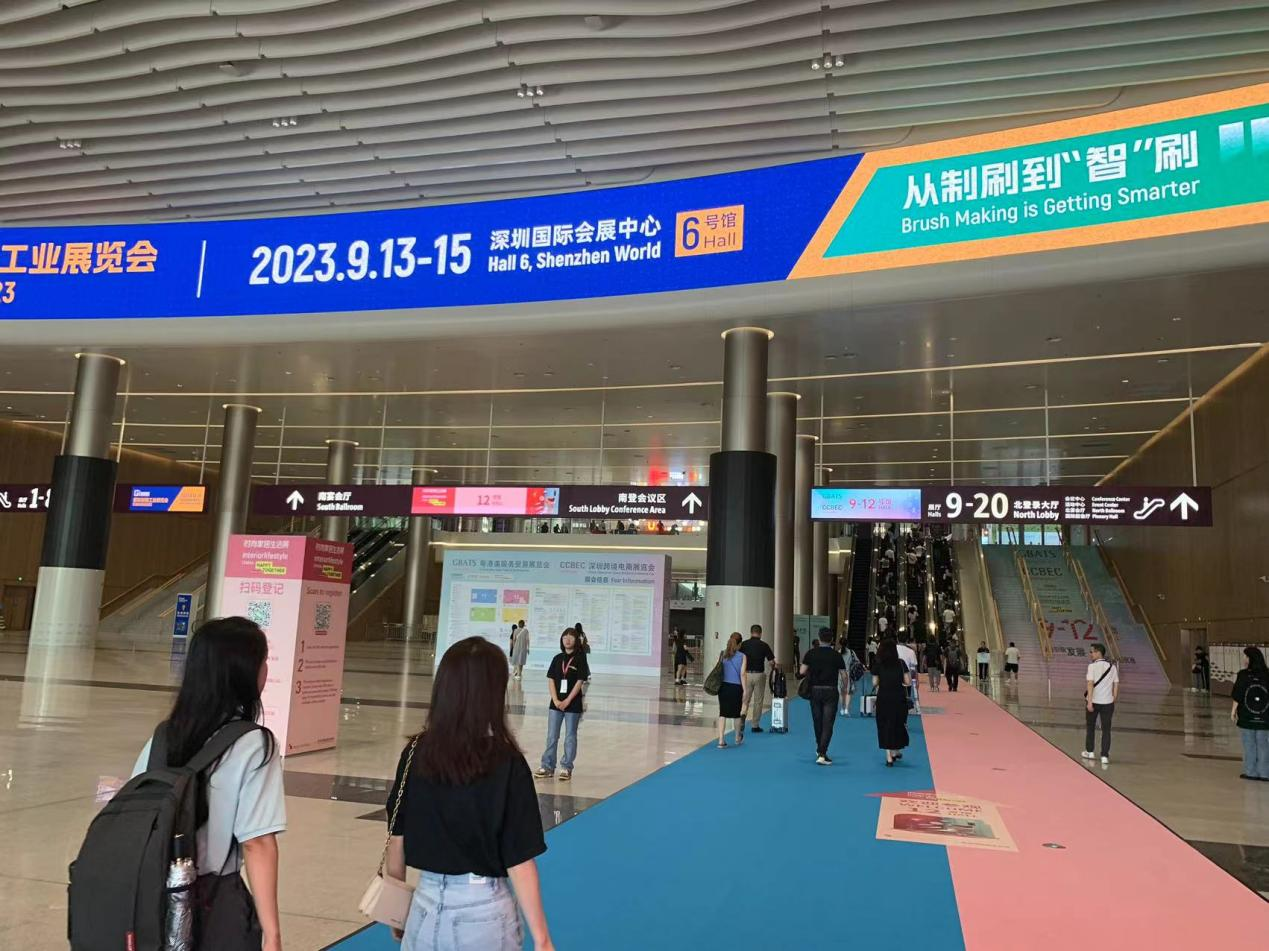 Какие аппаратные продукты пользуются наибольшим спросом на трансграничных платформах электронной коммерции?